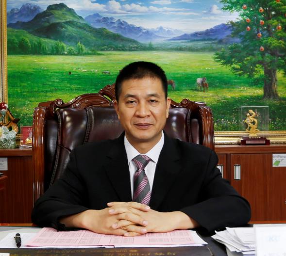 佛山市康榮精細陶瓷有限公司 董事長 薛錫榮 佛山市康榮精細陶瓷有限公司 董事長 薛錫榮