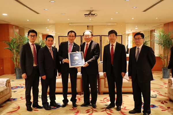 李小敏會見底特律電動汽車、遠(yuǎn)東控股集團(tuán)團(tuán)隊(duì)一行