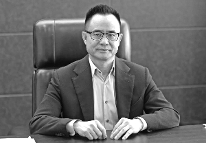 東方精工董事長 唐灼林 