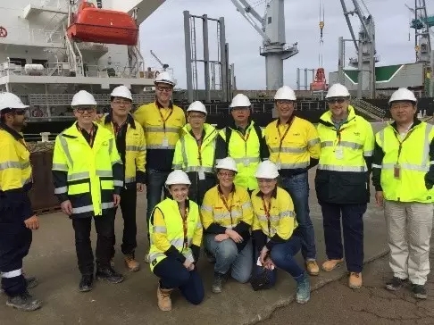 解決鋰礦資源問(wèn)題 雅化鋰業(yè)與銀河資源達(dá)成長(zhǎng)期合作 解決鋰礦資源問(wèn)題 雅化鋰業(yè)與銀河資源達(dá)成長(zhǎng)期合作