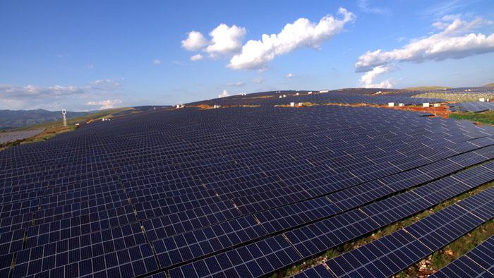 分布式光伏“暴風眼”：10000億市場正在形成 陷阱和機遇多