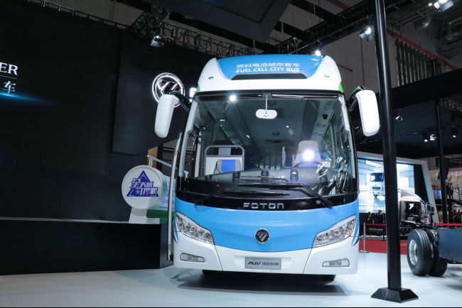 福田歐輝8.5米氫燃料電池客車(chē)亮相上海國(guó)際車(chē)展