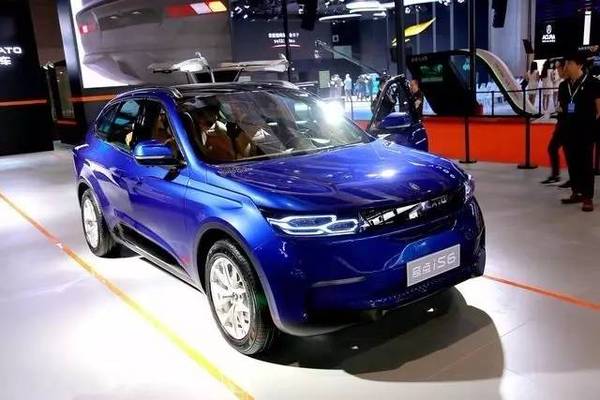 “互聯(lián)網(wǎng)造車”熱:中國版特斯拉何時能出現(xiàn) “互聯(lián)網(wǎng)造車”熱:中國版特斯拉何時能出現(xiàn)