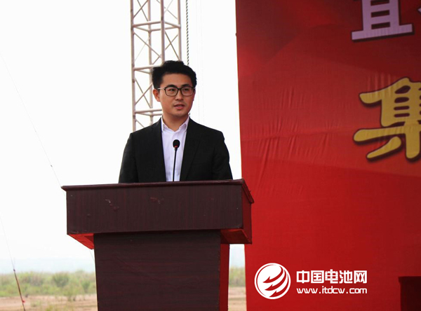 遠東控股集團董事、智慧能源董事長、福斯特董事長蔣承志在簽約儀式上發(fā)言 遠東控股集團董事、智慧能源董事長、福斯特董事長蔣承志在簽約儀式上發(fā)言