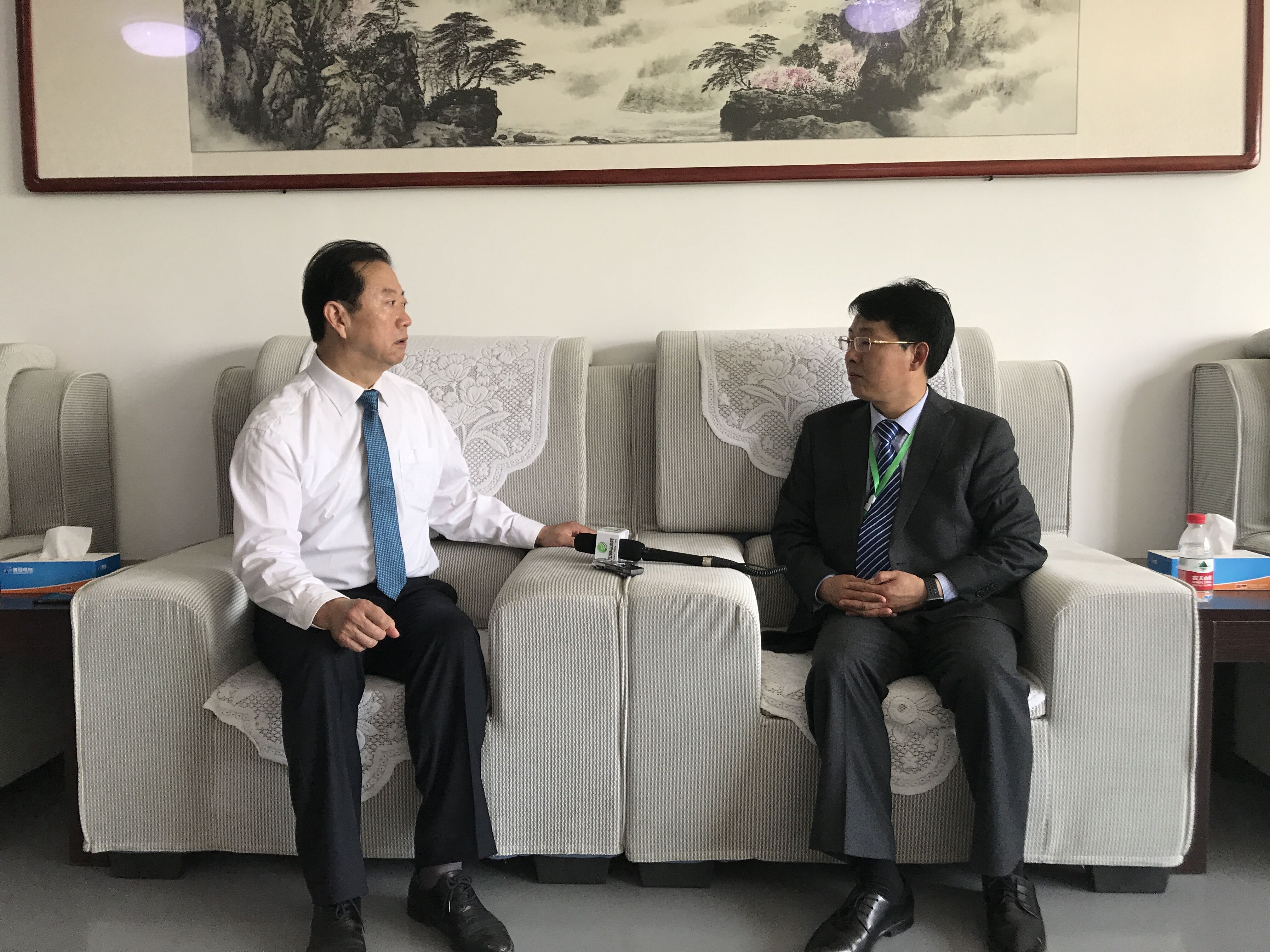 奧冠集團董事長孟繁友接受中國電池網獨家專訪