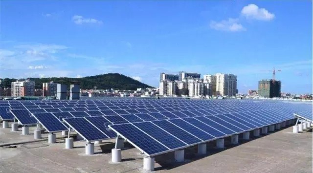 光伏產業再出發:支持優勢企業 發展國內外兩個市場 光伏產業再出發:支持優勢企業 發展國內外兩個市場