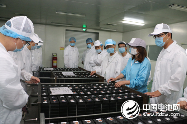 電池百人會企業家參觀吉林中聚生產車間 電池百人會企業家參觀吉林中聚生產車間