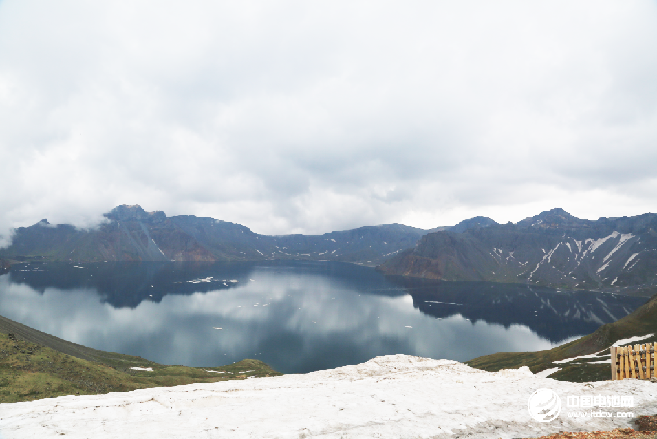 長白山天池 長白山天池