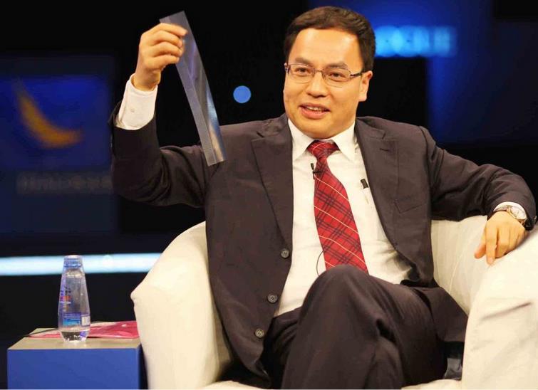 全國工商聯(lián)副主席、漢能控股集團董事局主席李河君