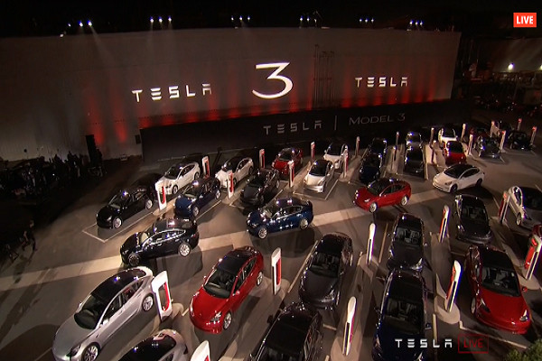 特斯拉CEO馬斯克:我們將昏天暗地忙生產6個月 特斯拉CEO馬斯克:我們將昏天暗地忙生產6個月