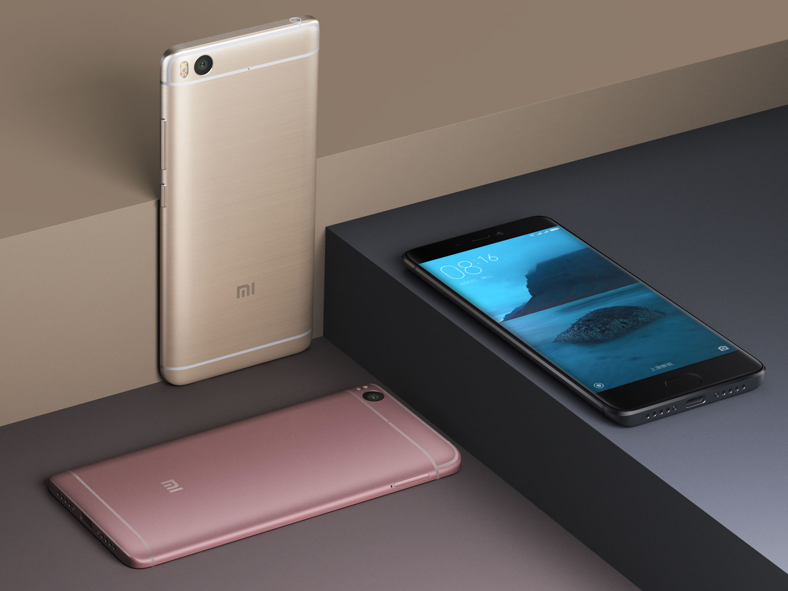 智能手機企業激戰線下市場 線上手機廠商前景樂觀