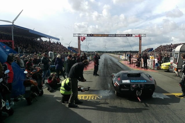 手工電動(dòng)汽車加速性能1.5秒破百 秒殺特斯拉