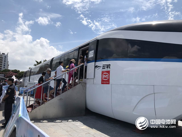 桂林投放首批500輛比亞迪純電動(dòng)客車 全面推進(jìn)公交電動(dòng)化