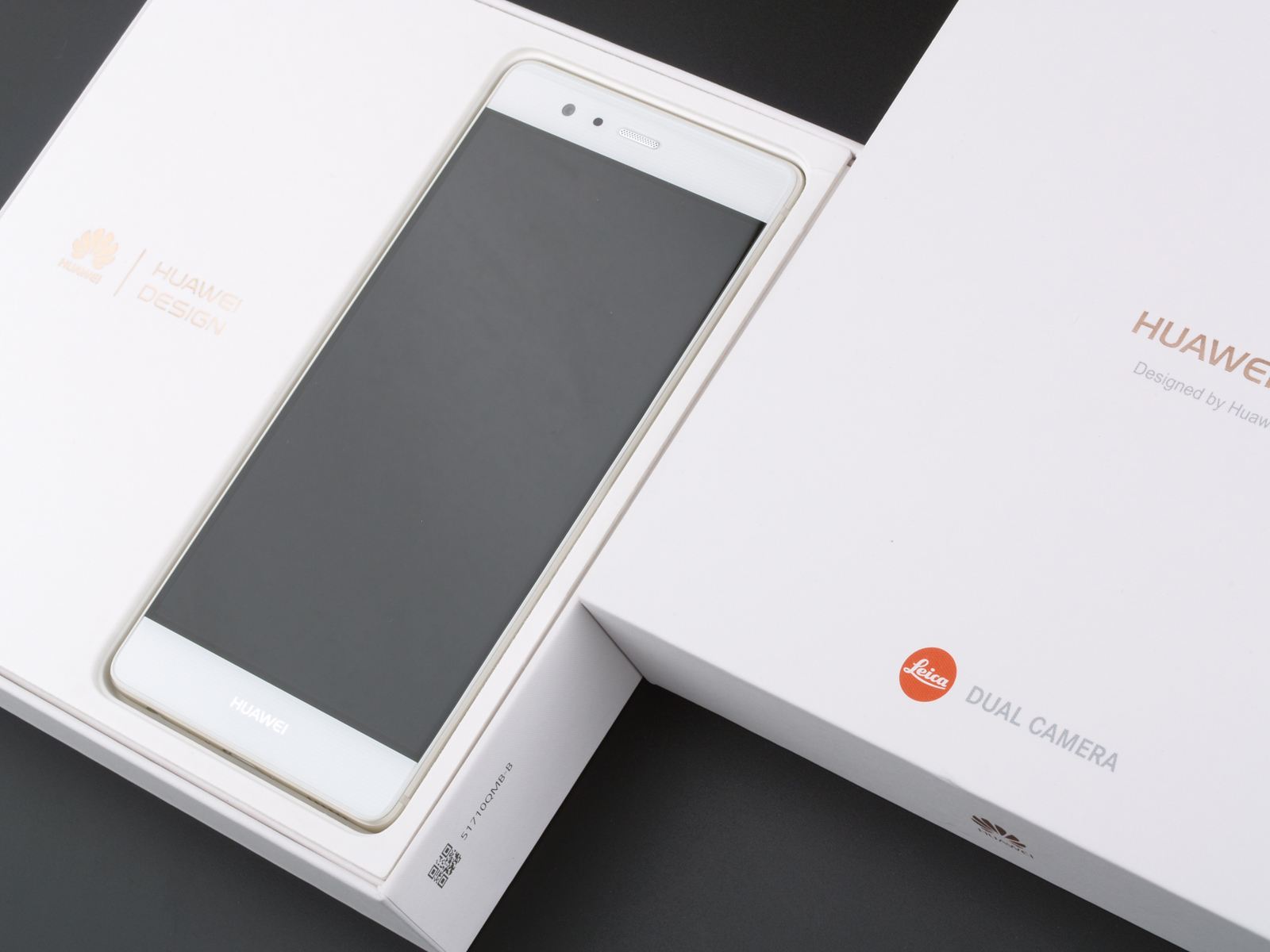 圍剿蘋果 中國品牌競相發布全面屏智能手機