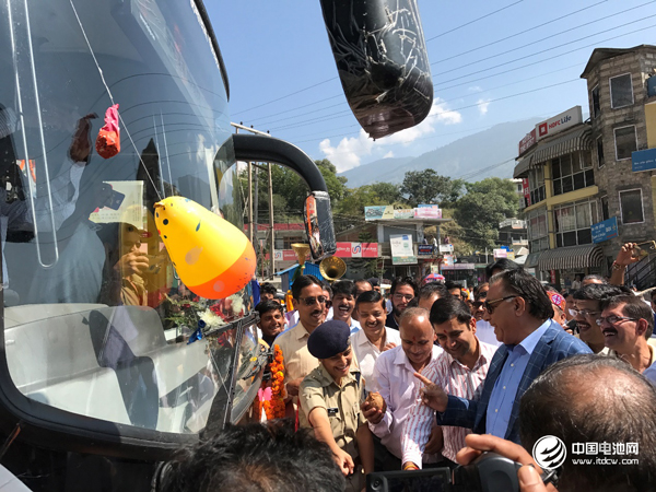 喜馬偕爾邦交通部長盛贊比亞迪K7純電動巴士