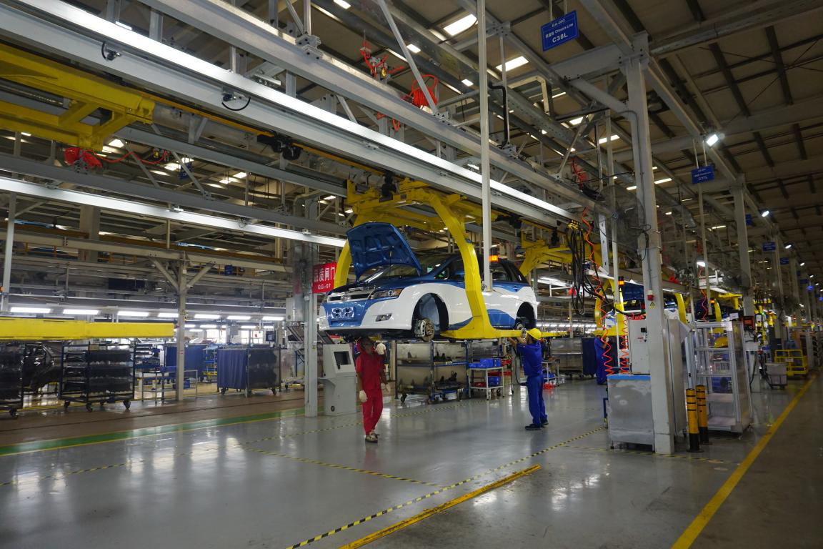 助力大規(guī)模電動出租車投放 深圳市“的哥的姐”探營比亞迪