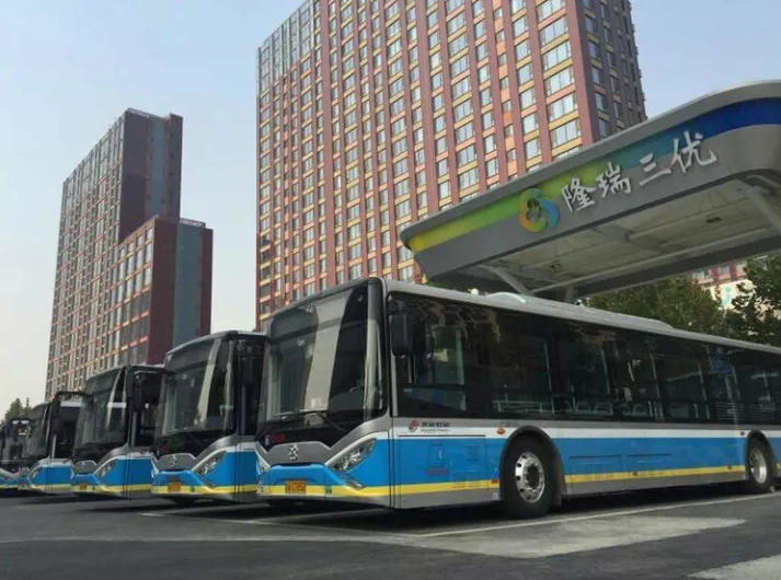 搭載銀隆鈦 銀隆純電動公交再進京