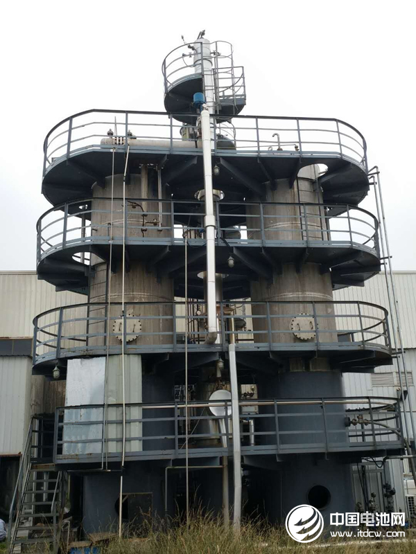 德立機械NMP回收精餾設備系統(tǒng)