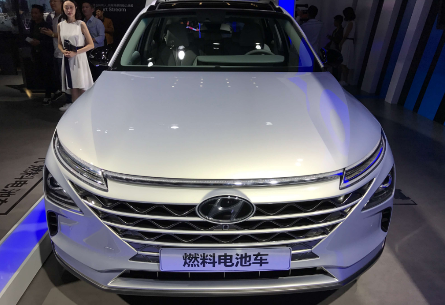 現(xiàn)代燃料電池車 