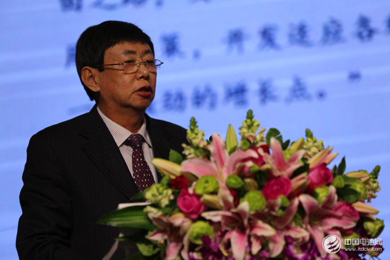 全國(guó)微型電動(dòng)汽車創(chuàng)新發(fā)展戰(zhàn)略聯(lián)盟理事長(zhǎng)魏學(xué)勤 全國(guó)微型電動(dòng)汽車創(chuàng)新發(fā)展戰(zhàn)略聯(lián)盟理事長(zhǎng)魏學(xué)勤