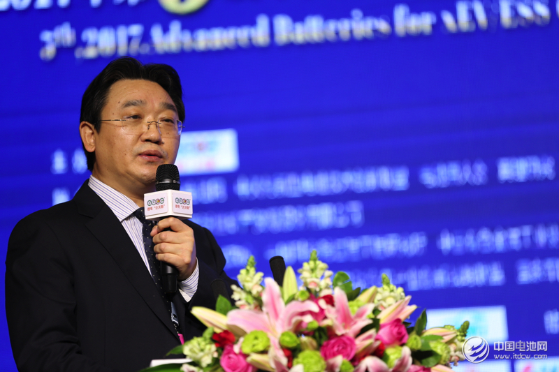 深圳中興創新材料技術有限公司董事長胡達文