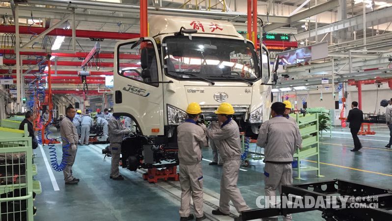 中國自主汽車品牌一汽解放新能源基地在青島建成投產 中國自主汽車品牌一汽解放新能源基地在青島建成投產