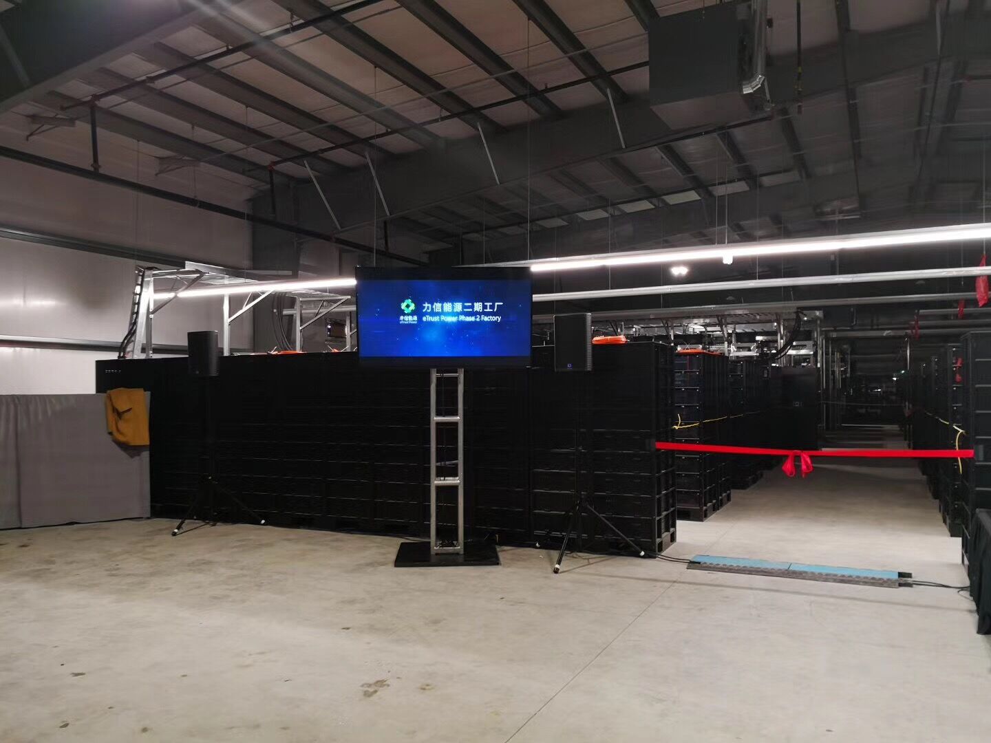 力信能源:北美最大40.8MWh電網(wǎng)服務(wù)儲能系統(tǒng)在加拿大并網(wǎng)運行 力信能源:北美最大40.8MWh電網(wǎng)服務(wù)儲能系統(tǒng)在加拿大并網(wǎng)運行