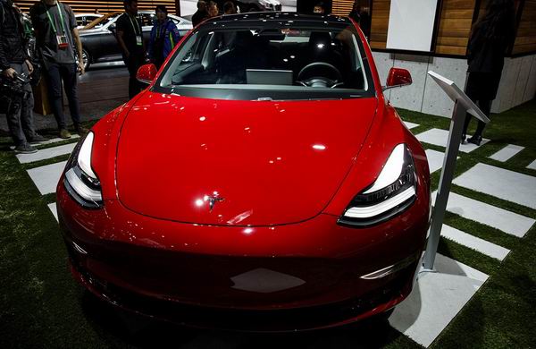 特斯拉季報虧損創(chuàng)紀錄 外媒關注特斯拉中國建廠進展