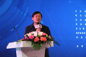 滄州明珠谷傳明：祝鋰電行業(yè)全體朋友在2018宏圖大展 再進一步！