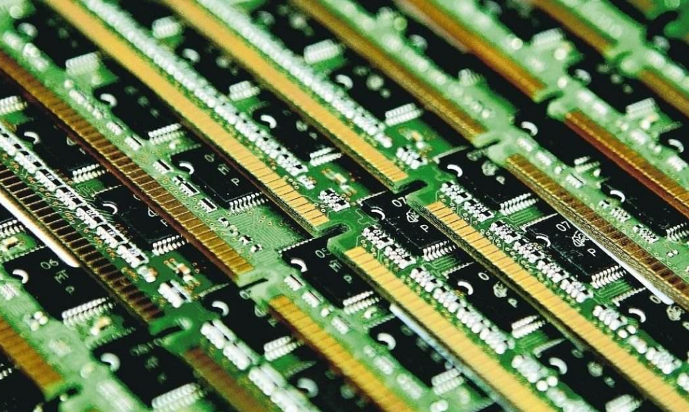 南亞加碼3億美元擴產銅箔基板 與建滔爭第一