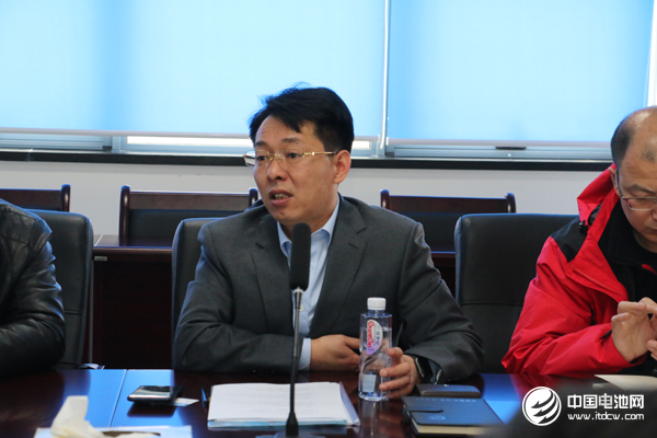 鋰電“達沃斯”論壇/電池百人會秘書長、中國電池網創始人/董事長于清教 鋰電“達沃斯”論壇/電池百人會秘書長、中國電池網創始人/董事長于清教