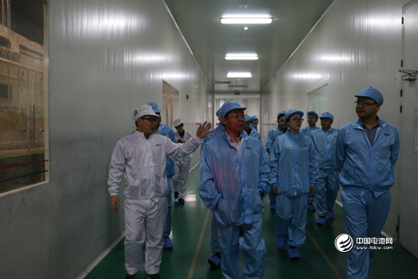 中國鋰電新能源產業鏈調研團一行參觀捷威動力 中國鋰電新能源產業鏈調研團一行參觀捷威動力