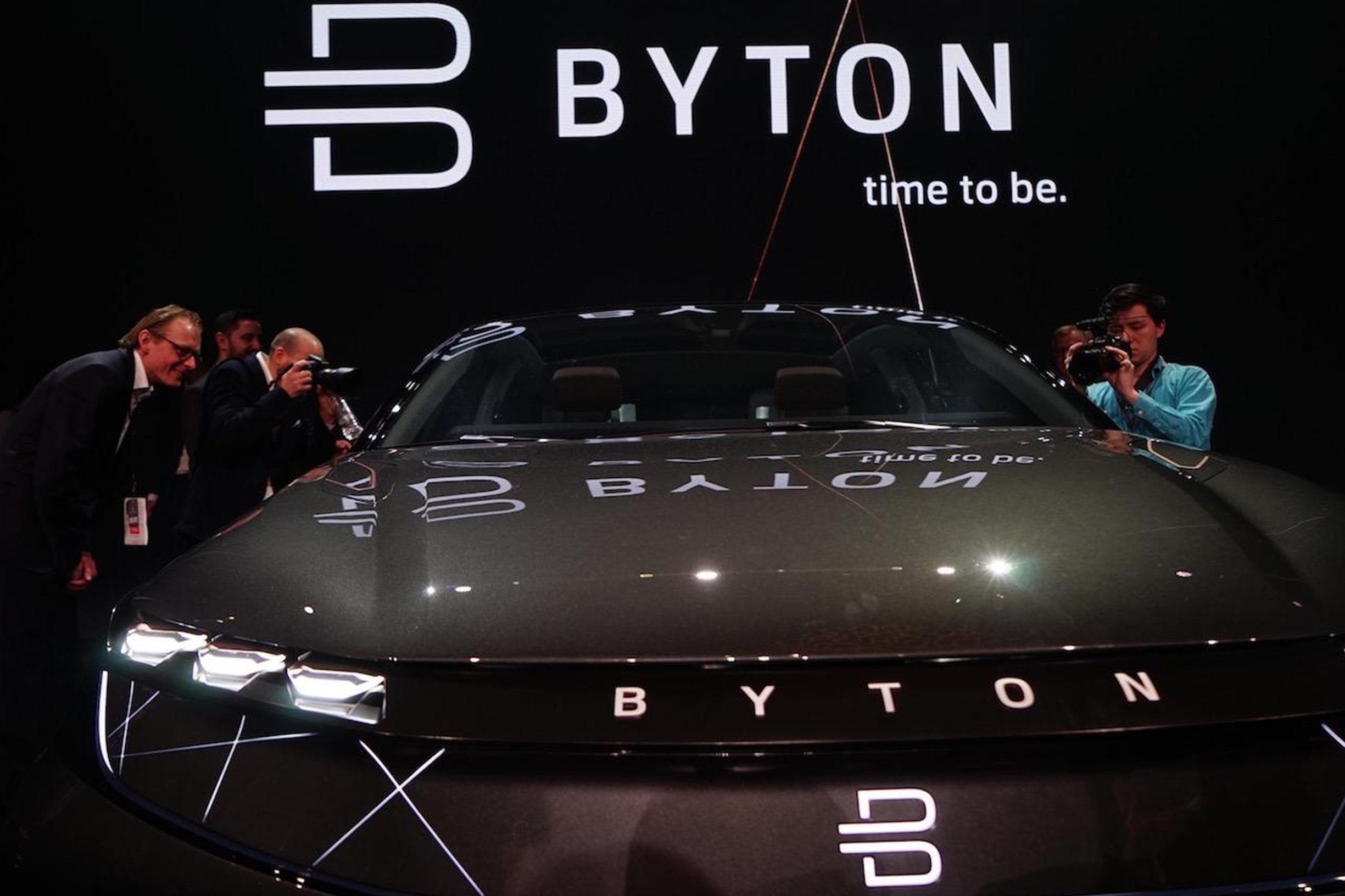 拜騰新能源汽車(chē) 拜騰新能源汽車(chē)