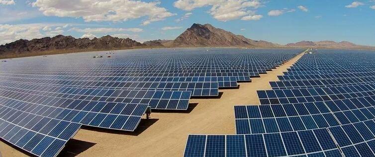 智能光伏時代即將來臨：誰將成為未來引領者？