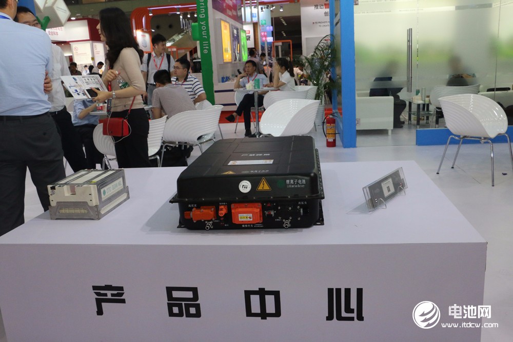 中電力神亮相CIBF 2018 力神電池計劃2020年產(chǎn)能達(dá)300億Wh