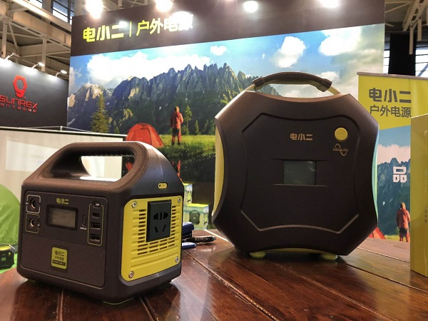電小二亮相2018亞洲戶外展 展示最新戶外電源系列產(chǎn)品