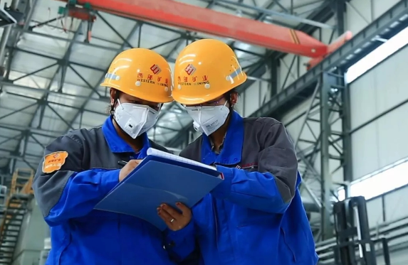 西部礦業(yè)上半年銷(xiāo)售收入197億元 利潤(rùn)總額8億元