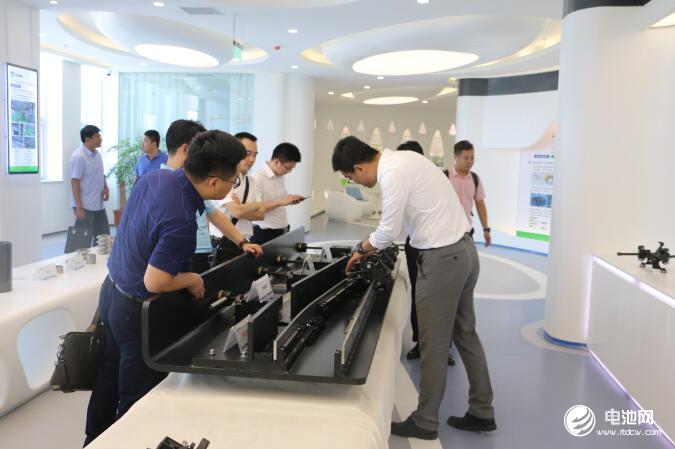 中科華聯:后發制人 高端鋰電隔膜設備及制品需求強勁 中科華聯:后發制人 高端鋰電隔膜設備及制品需求強勁