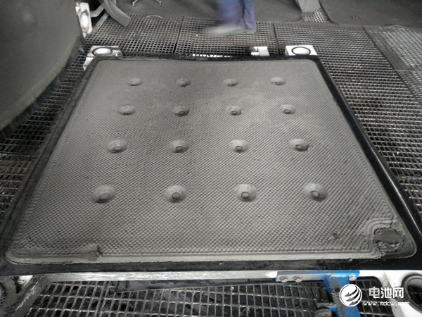 長杰壓濾機-濾餅無短路均勻洗滌圖