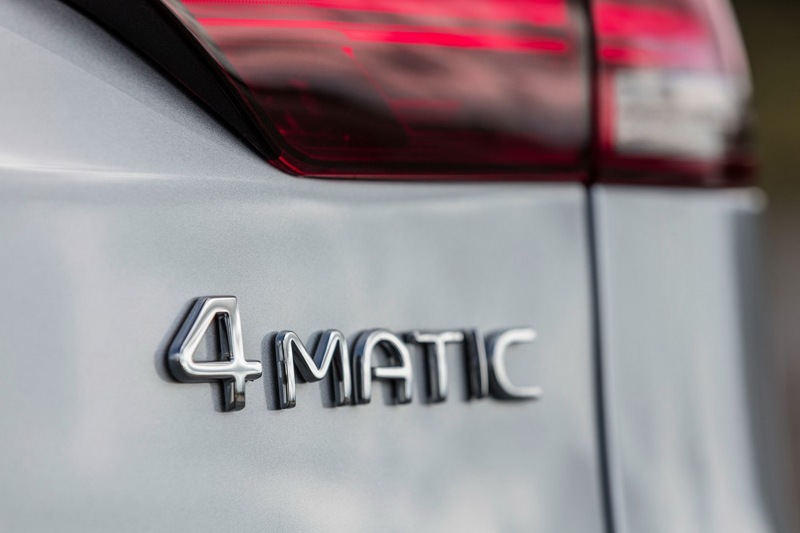 純電動豪華中型SUV 奔馳EQC官圖賞析