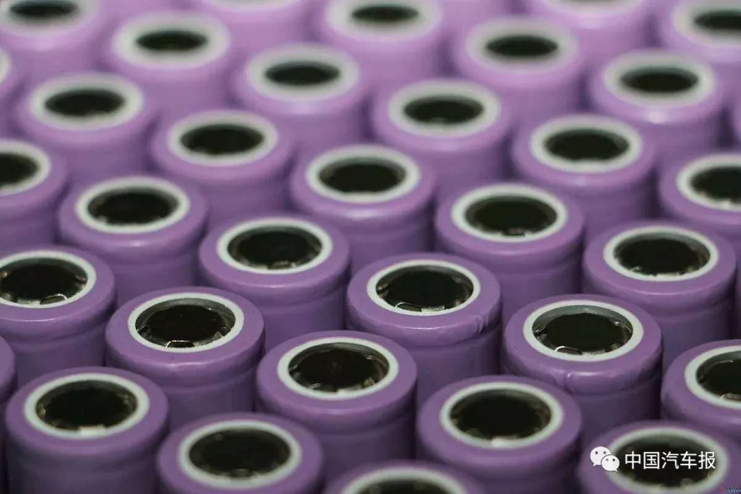 電動汽車頻頻發“火” 三元鋰電池該不該背這鍋？