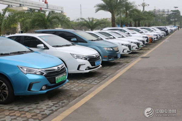 我國機動車保有量達3.25億輛 機動車駕駛人達4.07億人