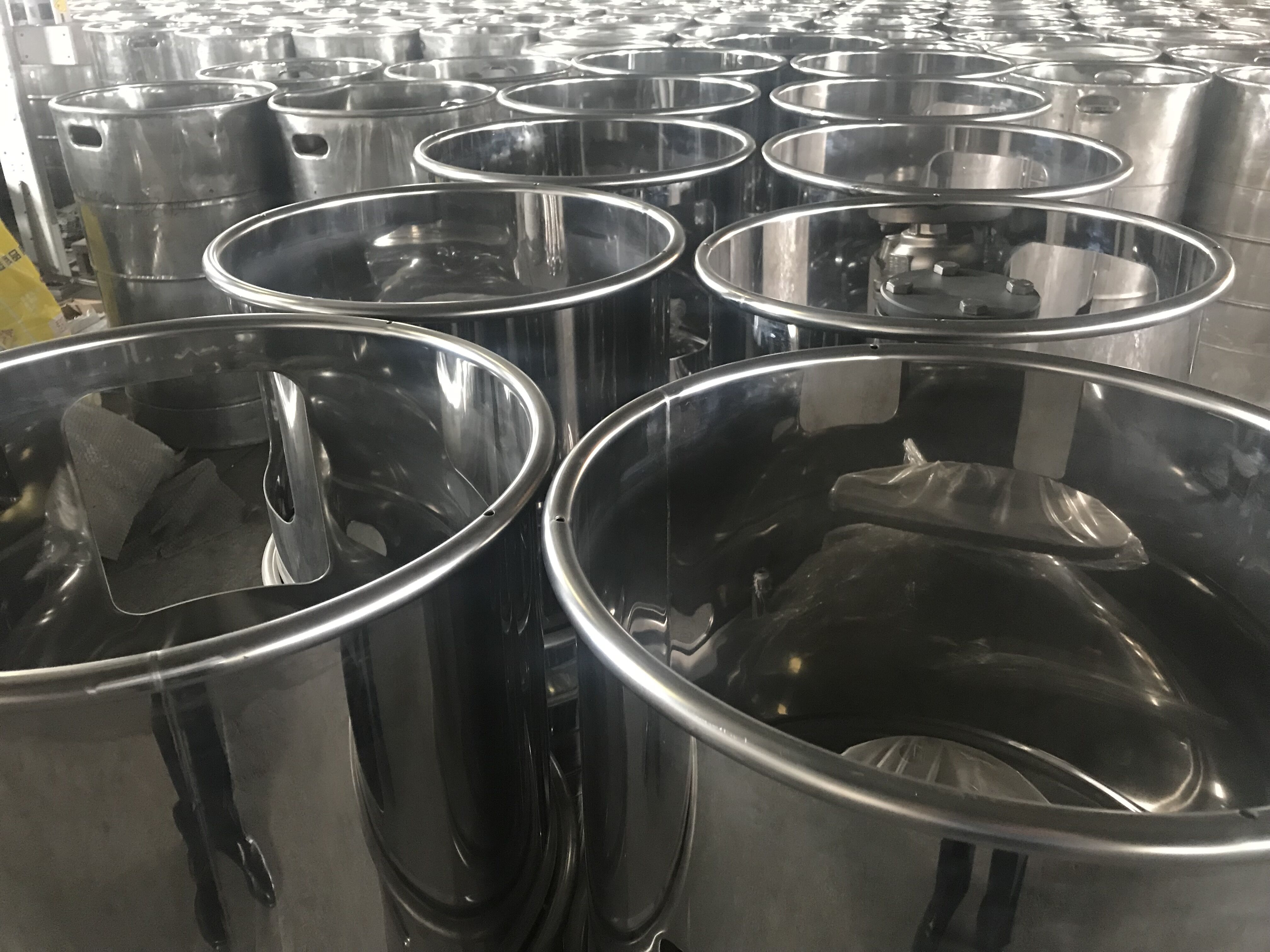 青島海鑫達不銹鋼容器 青島海鑫達不銹鋼容器