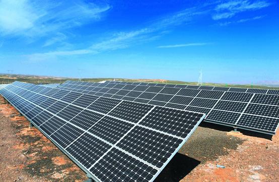 “一減一增” 光伏行業步入高質量發展階段 “一減一增” 光伏行業步入高質量發展階段