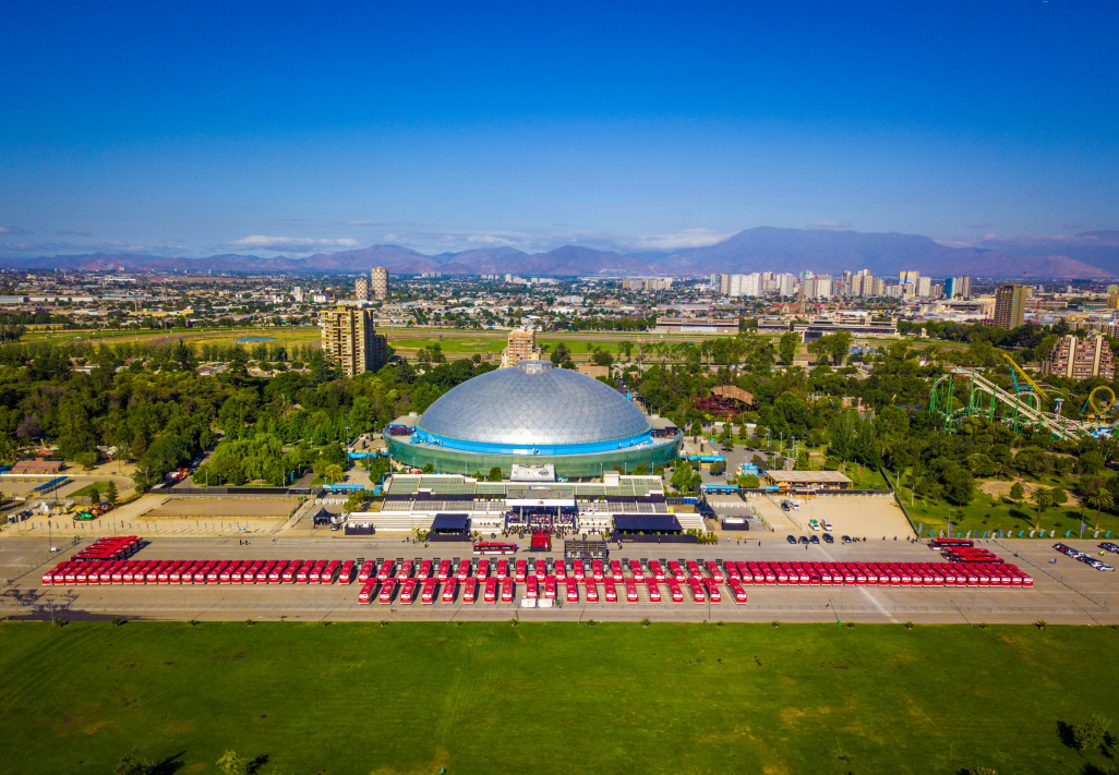 比亞迪100臺純電動大巴在圣地亞哥完美交付 比亞迪100臺純電動大巴在圣地亞哥完美交付