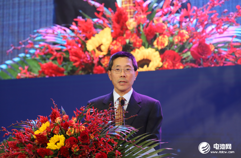 美國工程院院士、臺灣中央研究院院士、麻省理工學院教授蔣業明 美國工程院院士、臺灣中央研究院院士、麻省理工學院教授蔣業明