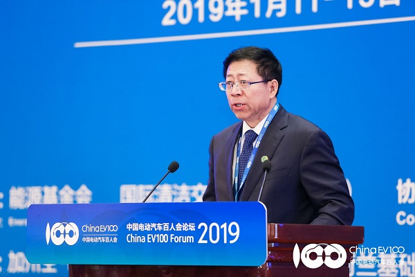 青海副省長王黎明:推動鋰電池產業革命 為新能源車發展提供強力保障 青海副省長王黎明:推動鋰電池產業革命 為新能源車發展提供強力保障