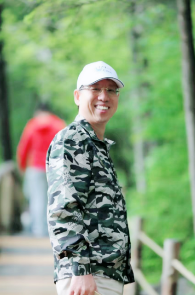 深圳市時代高科技設(shè)備股份有限公司董事長田漢溶