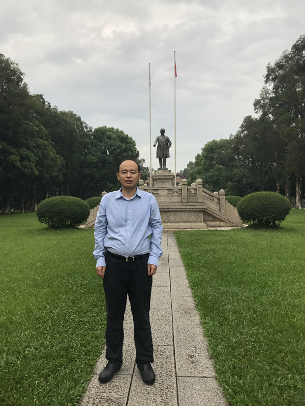 香河昆侖化學(xué)制品有限公司、湖州昆侖動(dòng)力電池材料有限公司董事長(zhǎng)郭營軍