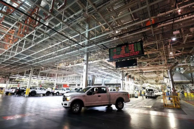 福特將在密西根建造其首款自動駕駛汽車 預(yù)計2021年投產(chǎn)